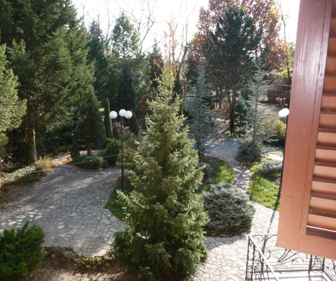 Balaton Art Guesthouse Balatonszárszó 외부 사진